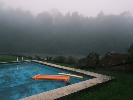 Mantenimiento y cierre de piscina en invierno: guía paso a paso