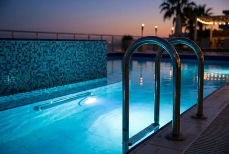 Iluminación led para piscinas: guía de compra de foco led para piscinas